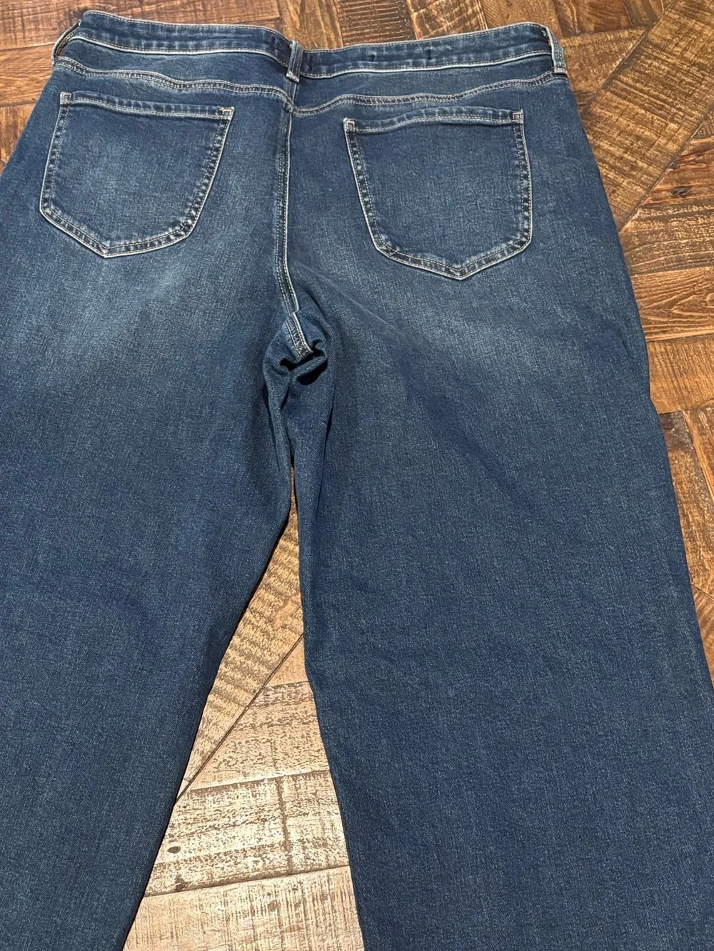 NYDJ JEMMA BARREL JEAN SIZE 12 MID WASH GREAT CONDITION